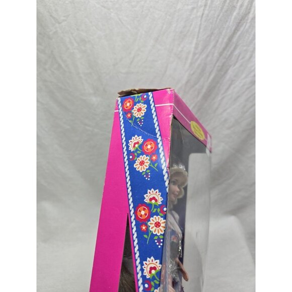 Norwegian Barbie Doll of The World Norway Collector Edition In Flawed Box - Picture 5 of 10
